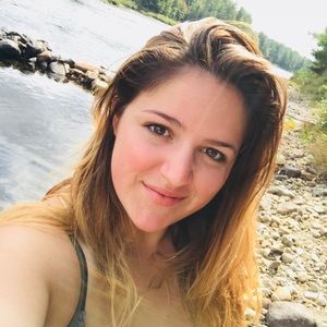 Meet your Posher, Celesta